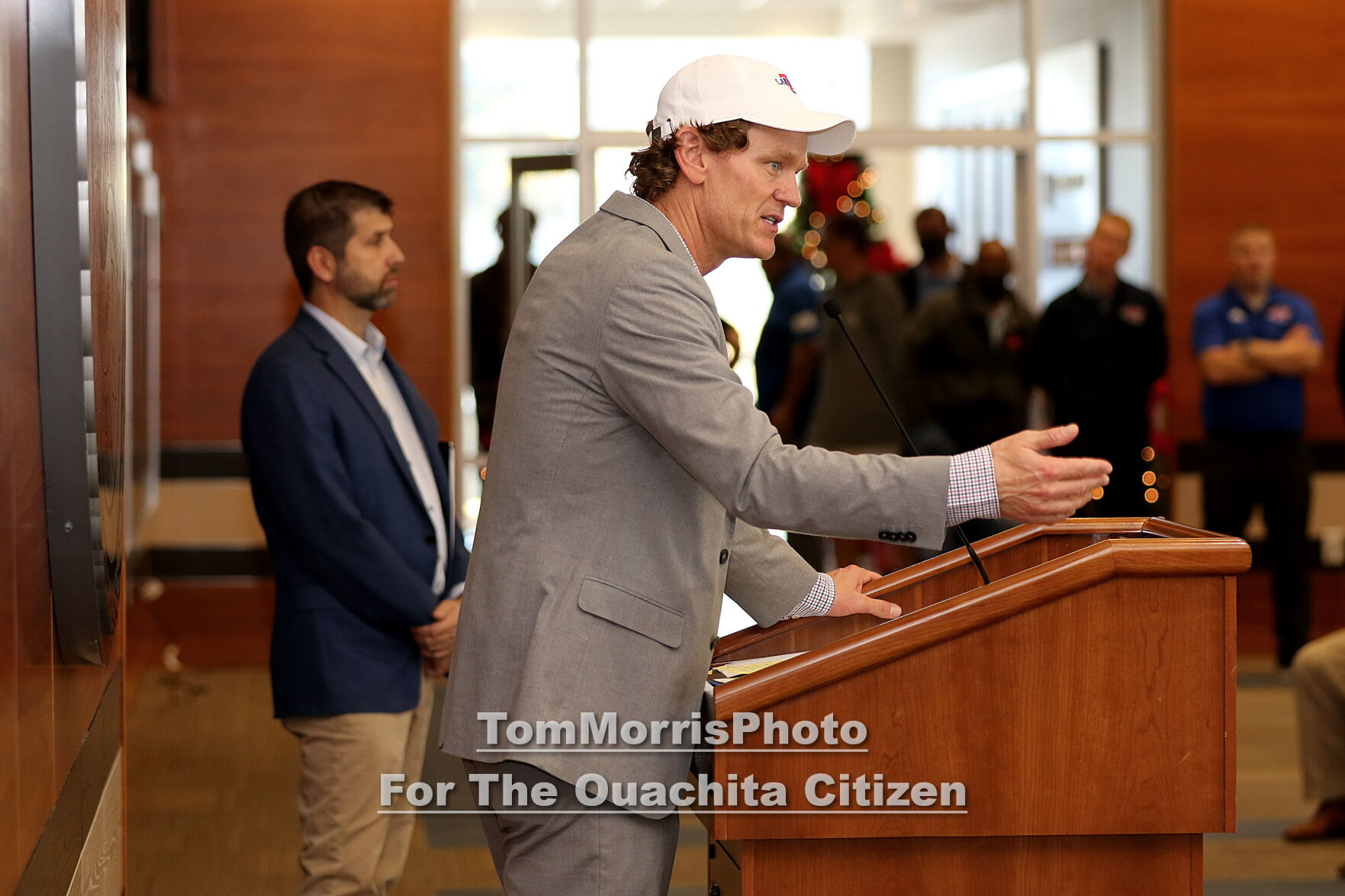 044-20211201-SonnyCumbiePresser.jpg
